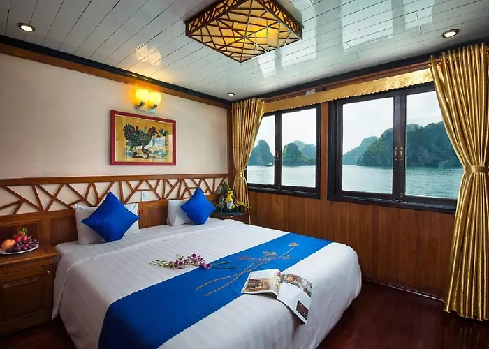 Royal Boutique Cruises 3* Ha Long