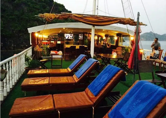  Royal Boutique Cruises 3*