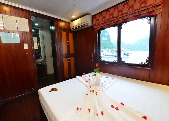 Royal Boutique Cruises Ha Long