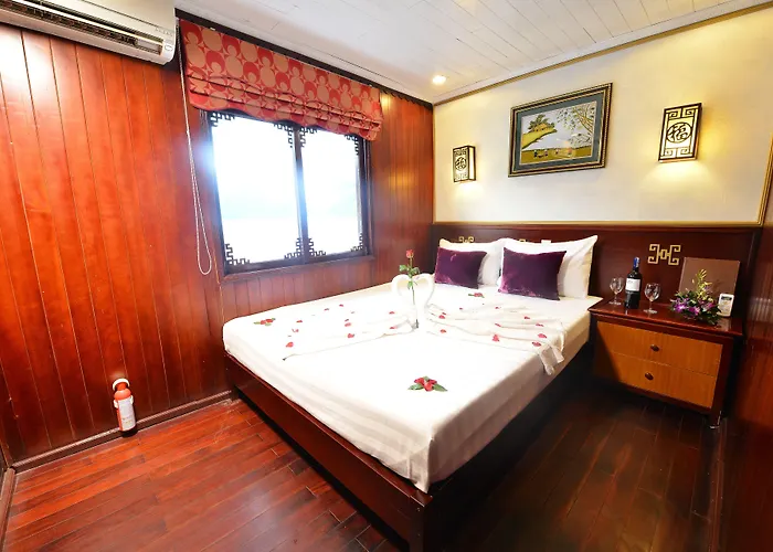  Royal Boutique Cruises