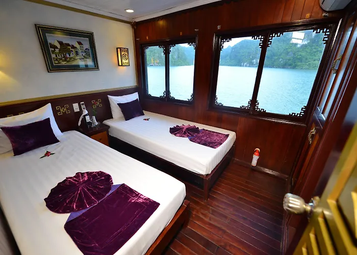  Royal Boutique Cruises 3*