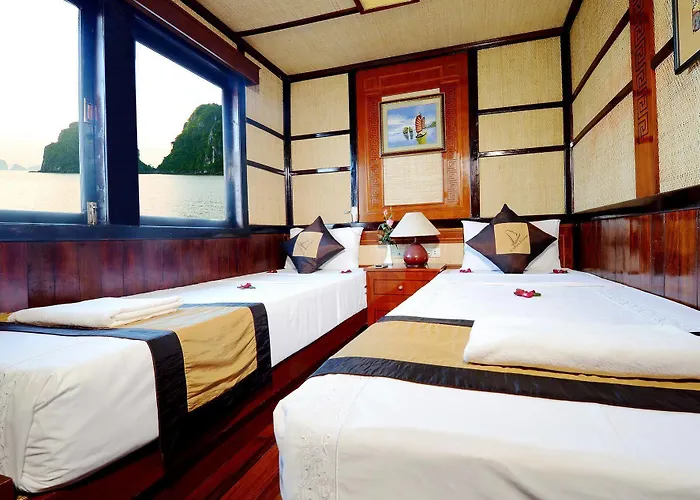 Royal Boutique Cruises  Ha Long